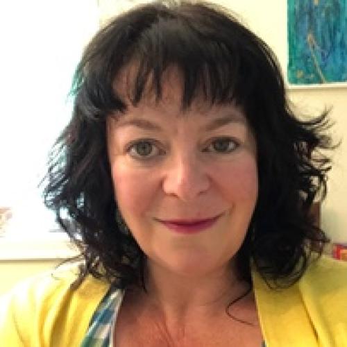 Laura Hunter