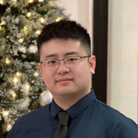 Yicong Huang Photo