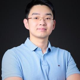 A photo of Tingwei Zhang.